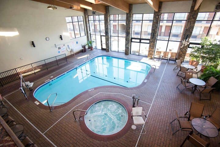 Pool 39 of 58