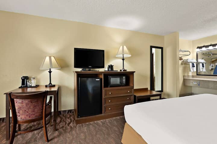 Room 19 of 58