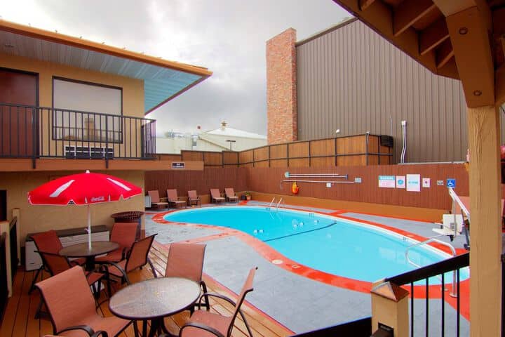 Pool 35 of 58